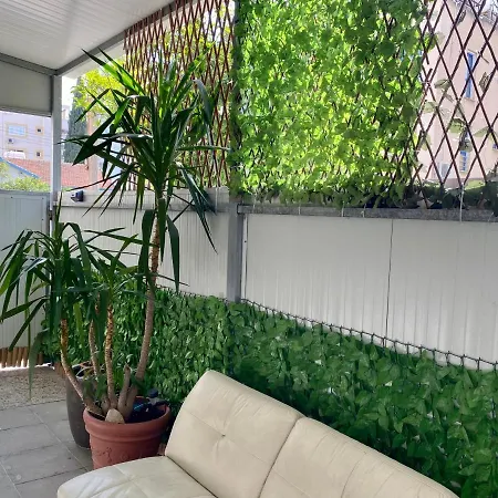 Apartament Tsimintia Ground Floor 03 *